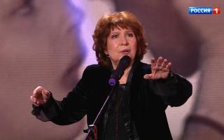 'Привет, Андрей!' 11.07.2026: Елена Камбурова - сильная женщина с сильным голосом